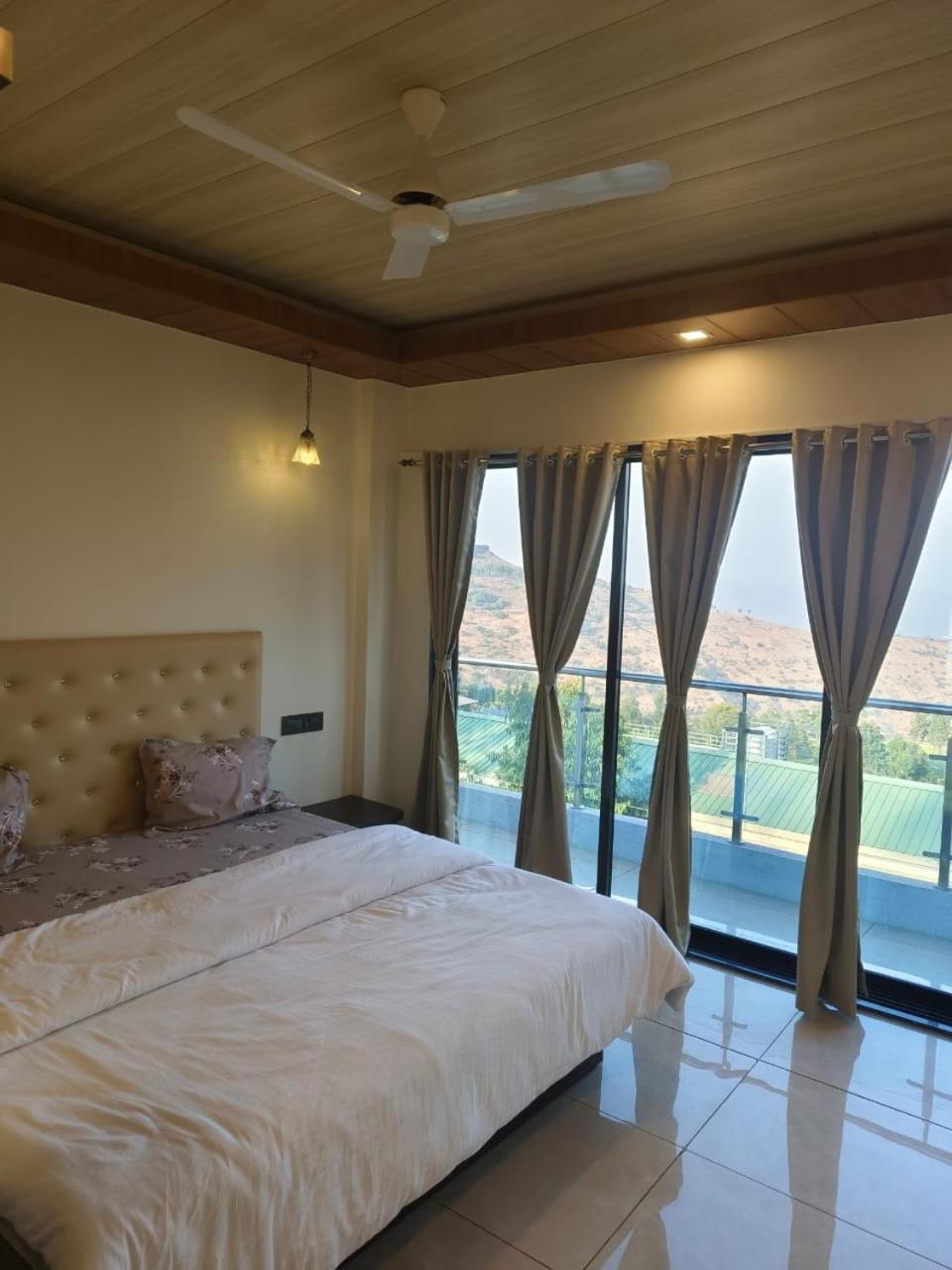 The Grange Lake View Panchgani Bagian luar foto