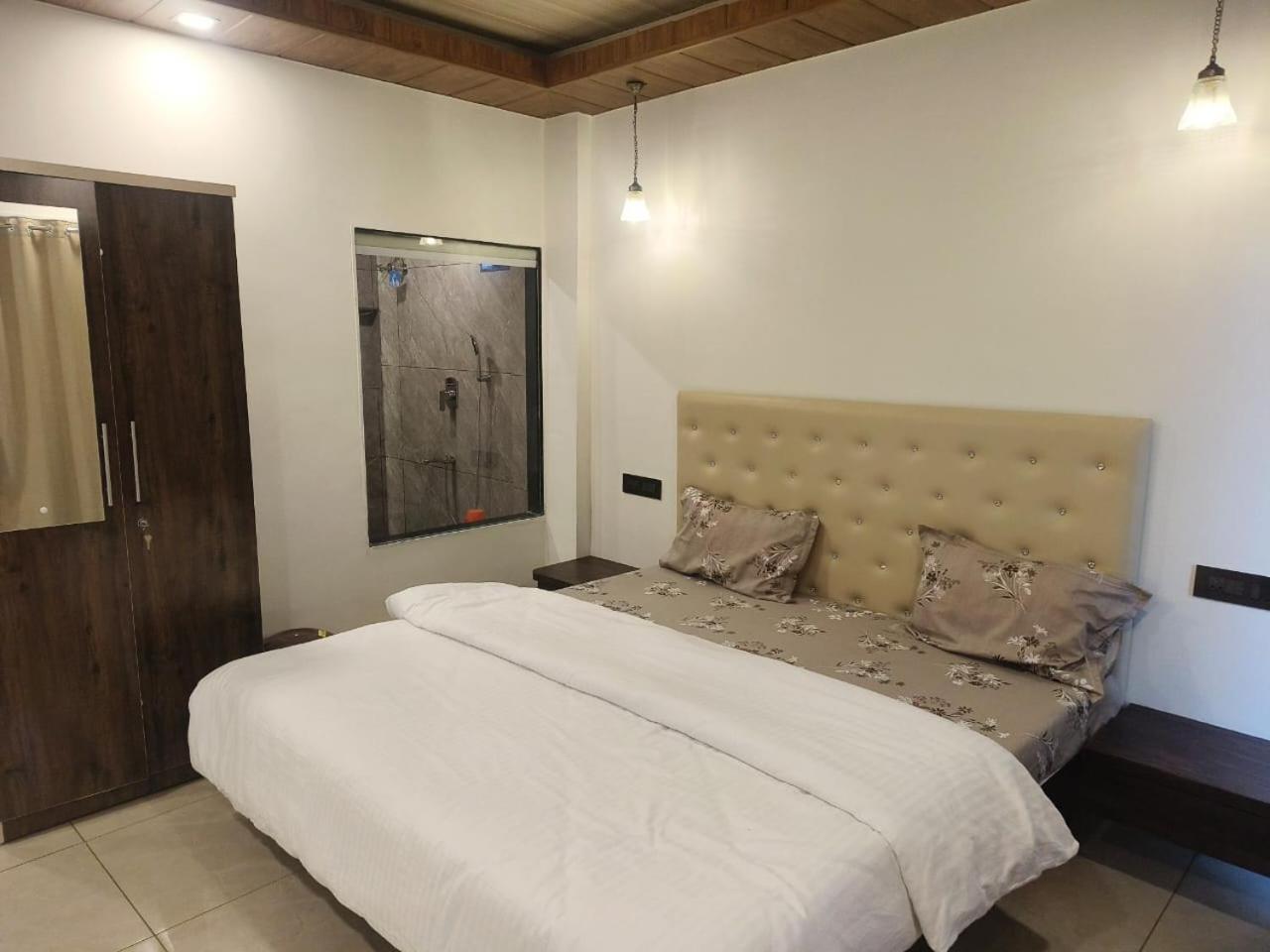 The Grange Lake View Panchgani Bagian luar foto